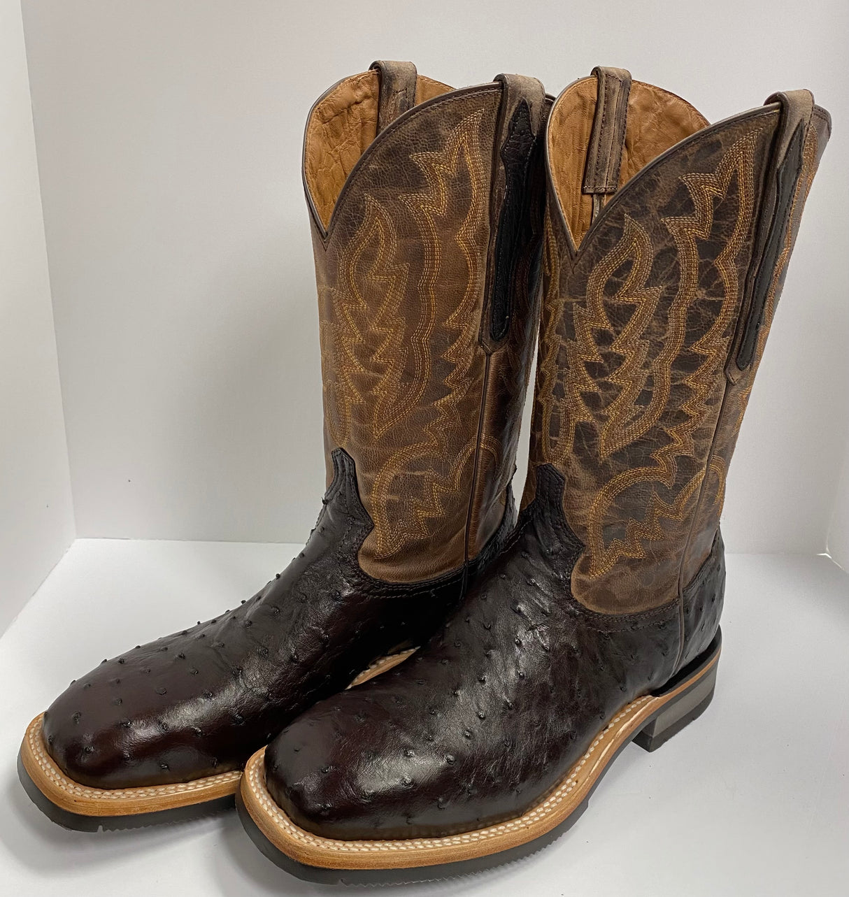 Lucchese - Rowdy Ostrich - M4557.WF